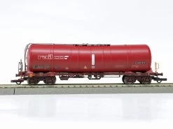 Igra 96211002w Güterwagen Kesselwagen Zacns 88 RailCo JET-A1 Gealtert H0