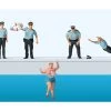 Preiser 10744 H0 Figuren Rettungseinsatz An Der Uferpromenade -SpielzeugBahnWelt H0 Figuren Rettungseinsatz an der Uferpromenade Preiser 10744 b 0
